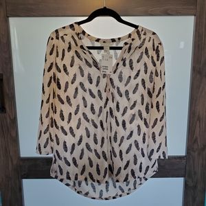 Three quarter sleeve shirt